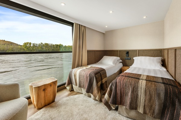 APT Travelmarvel MS Estrela French Balcony Suite ©Tony Brown Photography 3.jpg